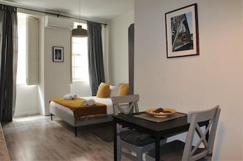 Aparthotel Oporto Entreparedes