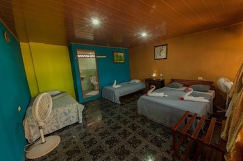 Hotel El Icaco Tortuguero