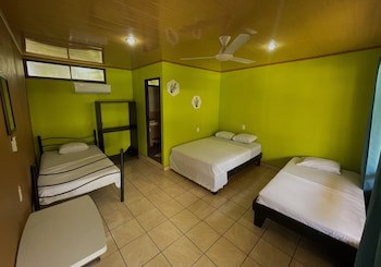 Hotel El Icaco Tortuguero