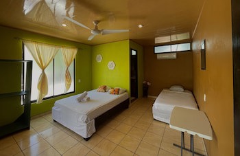 Hotel El Icaco Tortuguero