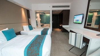 Auberge Discovery Bay Hong Kong