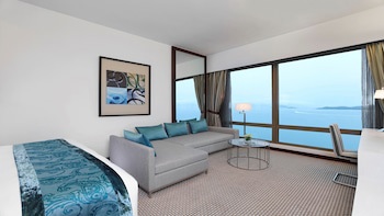 Auberge Discovery Bay Hong Kong