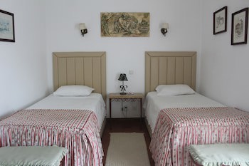 Casa De S. Thiago Do Castelo