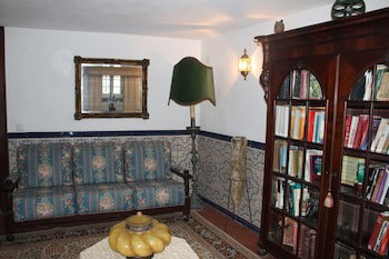Casa De S. Thiago Do Castelo