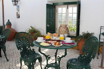 Casa De S. Thiago Do Castelo