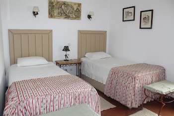 Casa De S. Thiago Do Castelo