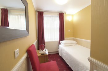 Balmoral House Hotel