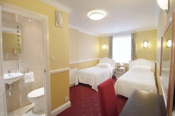 Balmoral House Hotel