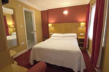 Balmoral House Hotel