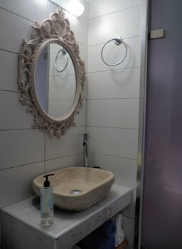 Panorama Studios & Apartments