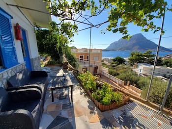 Panorama Studios & Apartments