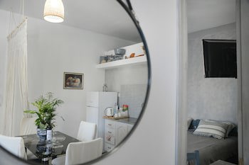 Panorama Studios & Apartments