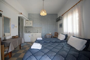 Panorama Studios & Apartments