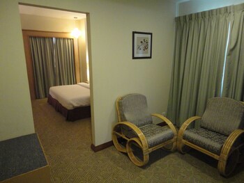 The Pavilion Hotel