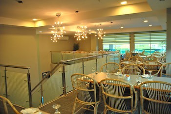 The Pavilion Hotel