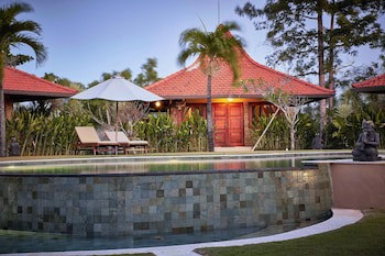 Three Monkeys Villas