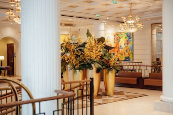 Grand Hotel Vilnius, Curio Collection By Hilton