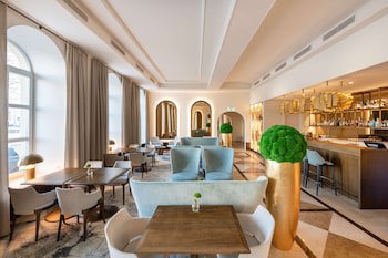 Grand Hotel Vilnius, Curio Collection By Hilton