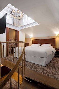 Grand Hotel Vilnius, Curio Collection By Hilton