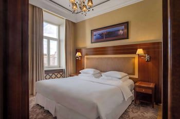 Grand Hotel Vilnius, Curio Collection By Hilton