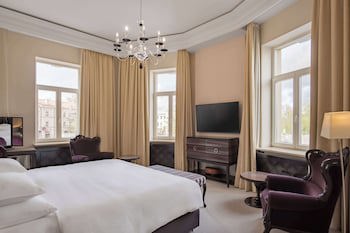 Grand Hotel Vilnius, Curio Collection By Hilton