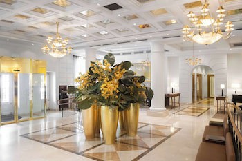 Grand Hotel Vilnius, Curio Collection By Hilton