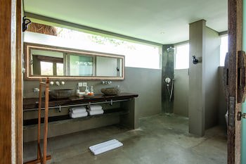Blue Karma Dijiwa Seminyak