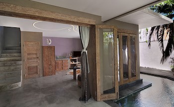 Blue Karma Dijiwa Seminyak