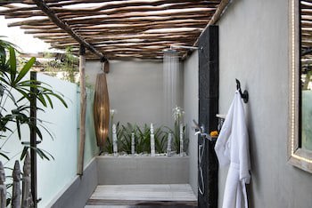 Blue Karma Dijiwa Seminyak