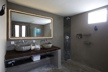 Blue Karma Dijiwa Seminyak