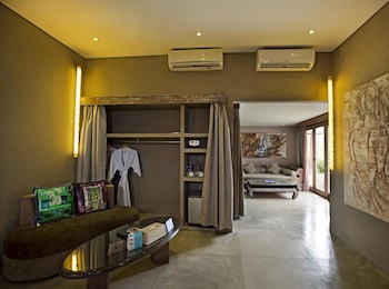 Blue Karma Dijiwa Seminyak