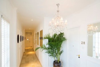 The Colony Hotel