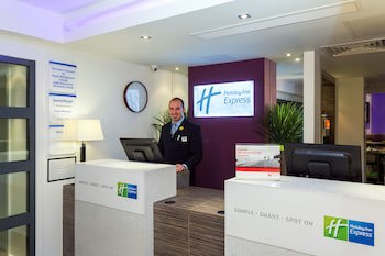 Holiday Inn Express Harlow, An Ihg Hotel