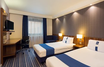 Holiday Inn Express Harlow, An Ihg Hotel