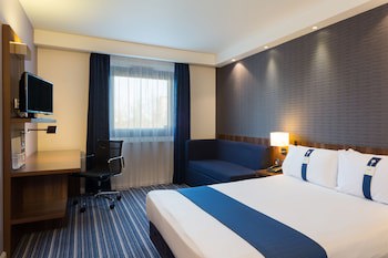 Holiday Inn Express Harlow, An Ihg Hotel