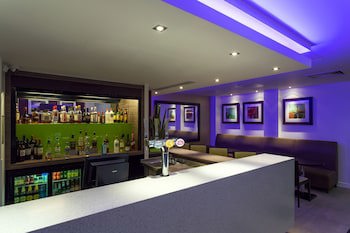 Holiday Inn Express Harlow, An Ihg Hotel