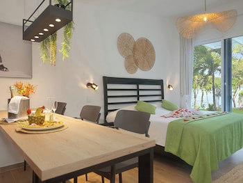 Bocas Del Mar Hotel