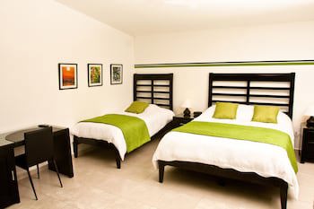 Bocas Del Mar Hotel