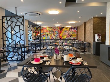 Amarant Hotel