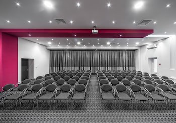 Amarant Hotel