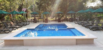 Kin Balam Cabanas