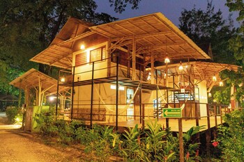 Kin Balam Cabanas
