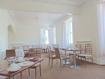 Waverley Hotel