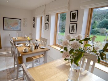 Cherryhill Lodge