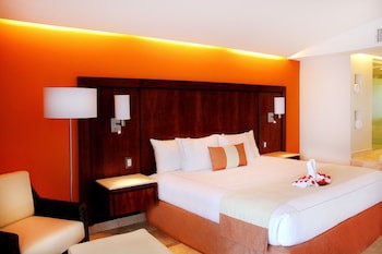 Azul Ixtapa Grand All Inclusive Suites & Spa