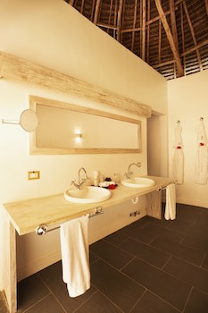 Gold Zanzibar Beach House & Spa