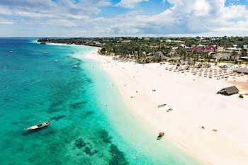 Gold Zanzibar Beach House & Spa