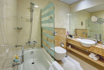 Al Khoory Executive Hotel