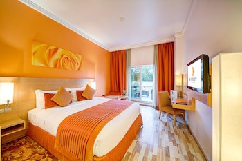 Al Khoory Executive Hotel