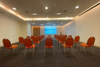 Wyndham Concepcion Pettra